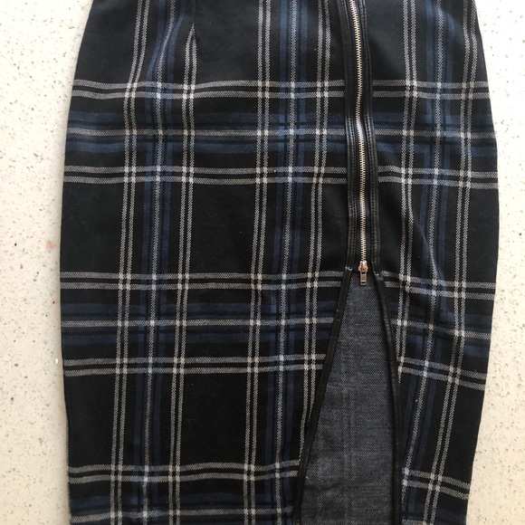 Bishop + Young Plaid Pencil Skirt w/Slit - Picture 2 of 4
